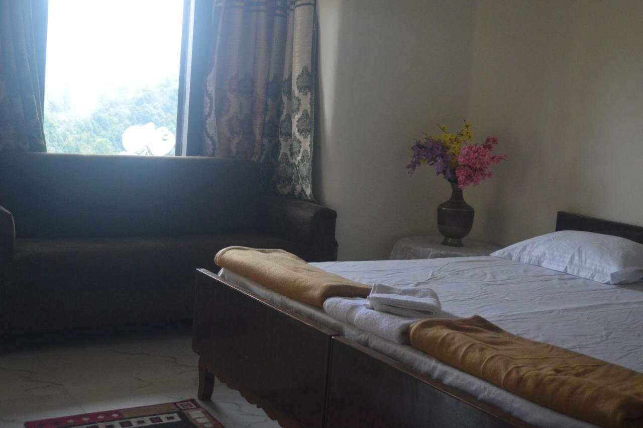 Lakshmi Kutteer Homestay Nainital Eksteriør billede